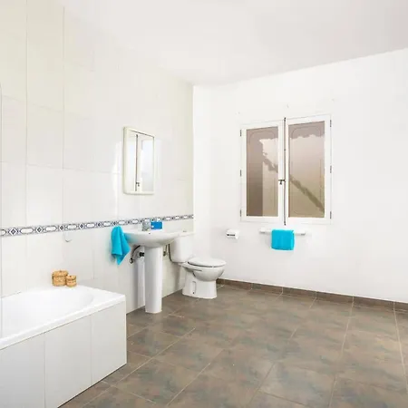 Gatzara By Villa Cala Blanca (Menorca)
