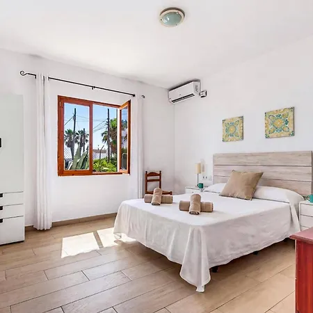 Gatzara By Villa Cala Blanca (Menorca)